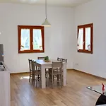 Casale Il Cilento بيت للعطل كاستيلاباتي